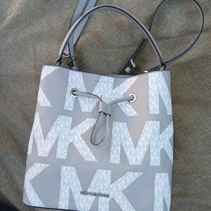 Michael Kors L Graphic Logo Backpack MK White Grey Nwot